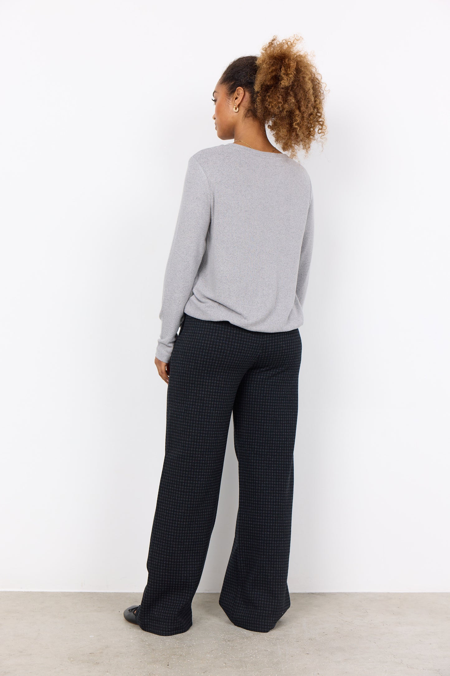 Soyaconcept BIARA Grey Tie Hem Long Sleeved Top
