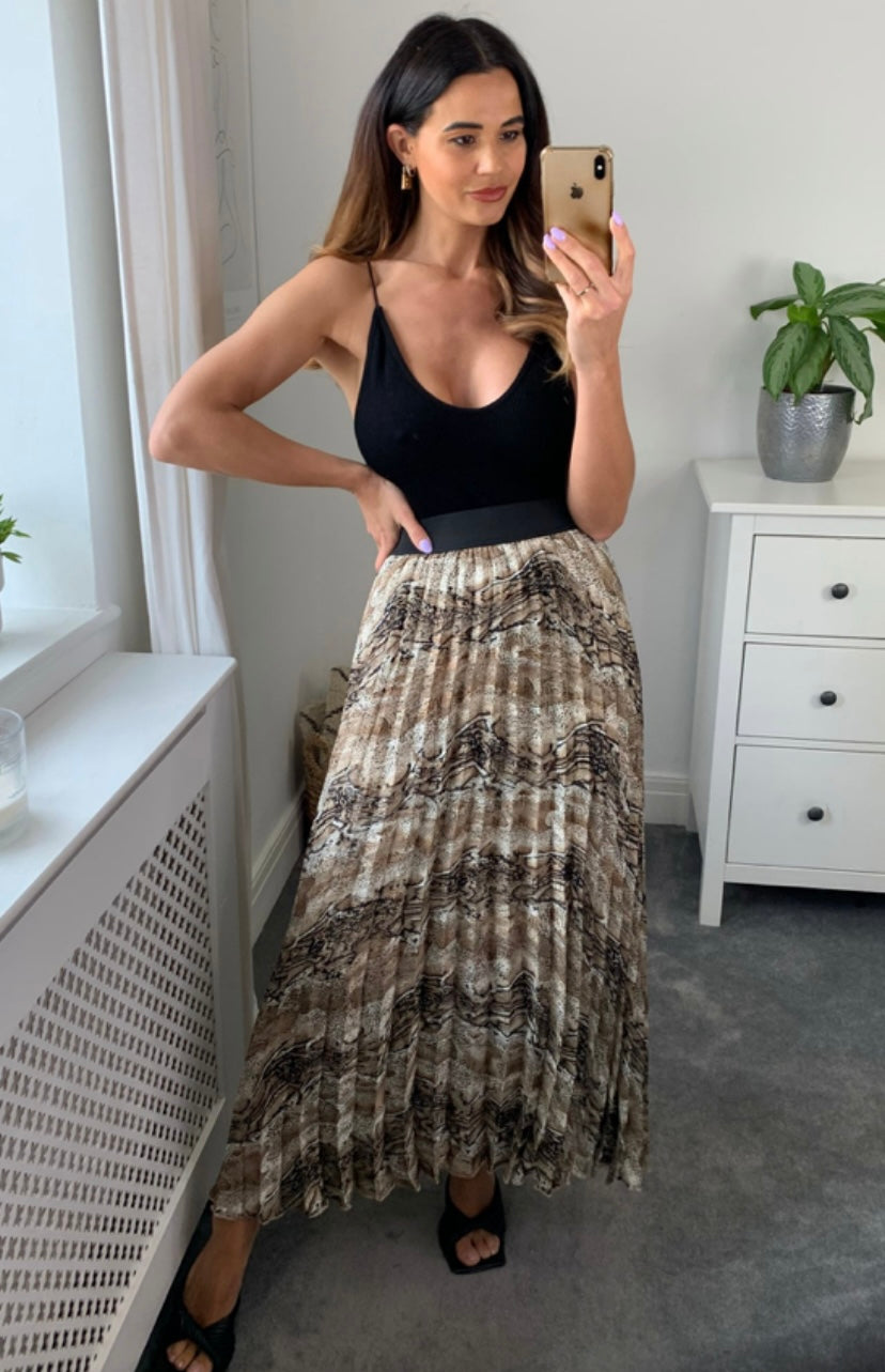 SIENNA Brown And Cream Printed Pleated Malissa J Skirt.
