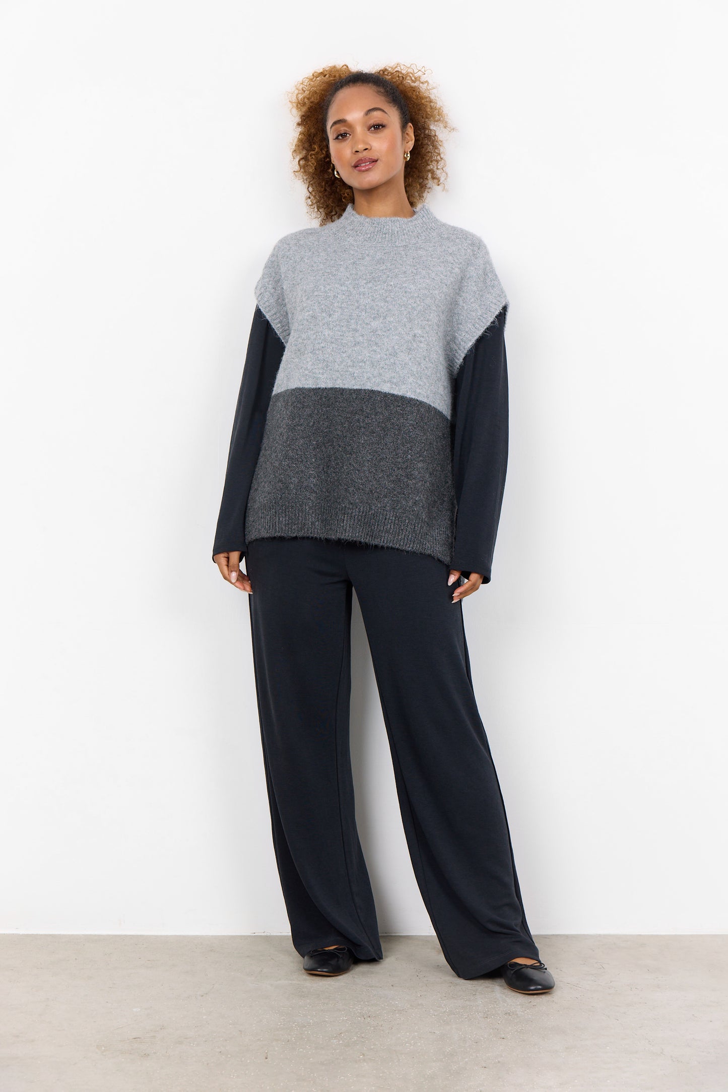 Soyaconcept FREISE Grey Tank Top/ Sleeveless Jumper