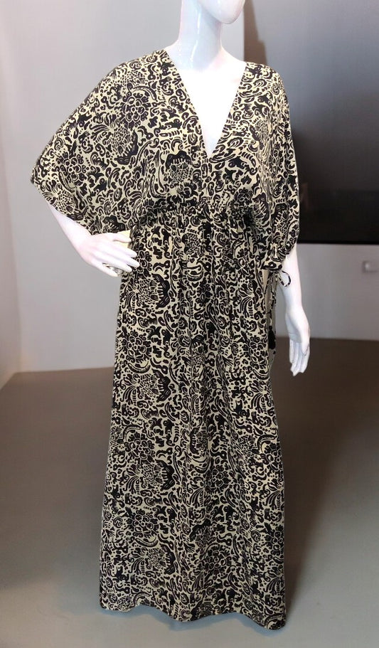 PAULA Black and Cream Kimono Dress